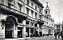 anni '50 - Via VIII Febbraio ed entrata Albergo Storione (Giancarlo Ercolin)